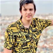 Soy estudiante de máster de Túnez hablo árabe nativo y Doy clases de árabe